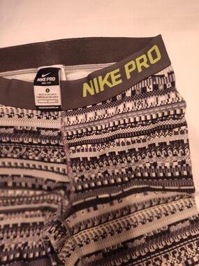 Nike Kids Black & Gray Patterned Leggings with Neon Logo